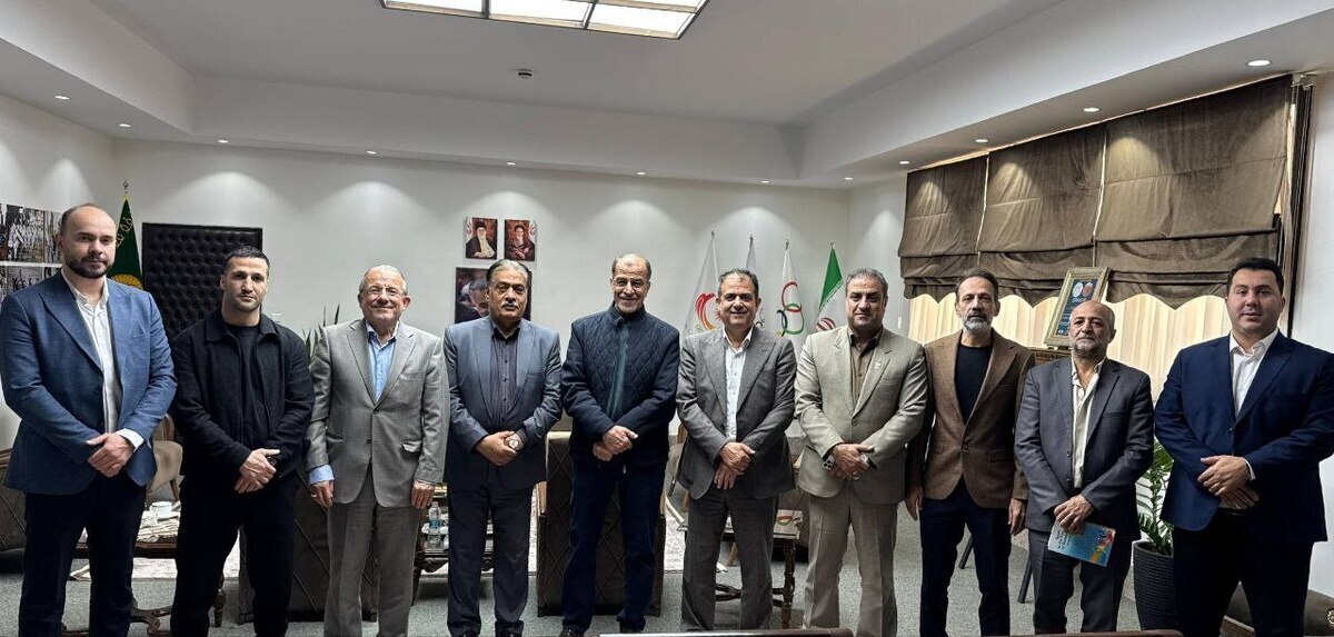 دیدار مسئولان و کادر فنی تیم ملی کاراته با رئیس کمیته ملی المپیک
