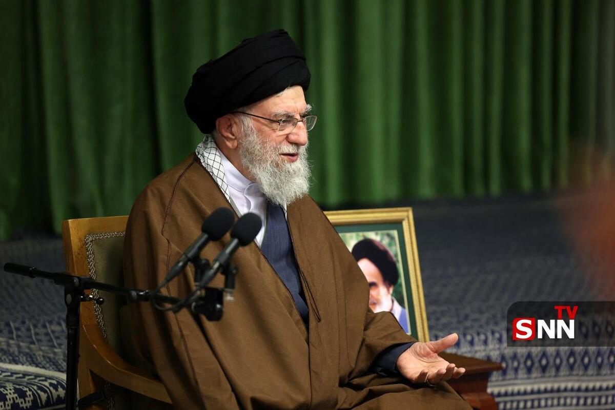 رهبر انقلاب: به‌رغم مشکلات، نقاط مثبت در کشور زیاد است / نباید انگیزه‌های دوران دفاع مقدس خاموش شود  + فیلم