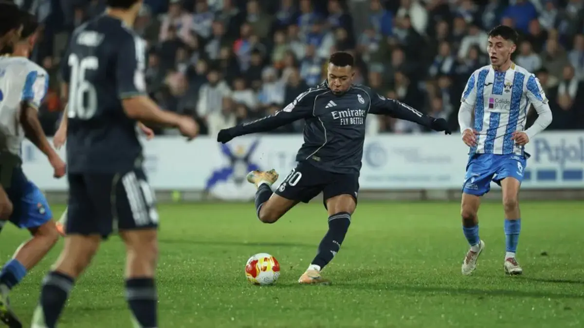 امباپه به رکورد رونالدو رسید