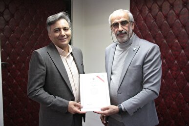اتفاق عجیب در دانشگاه پیام نور/ یک خواننده ادراه امور فرهنگی این دانشگاه را به دست گرفت؟!