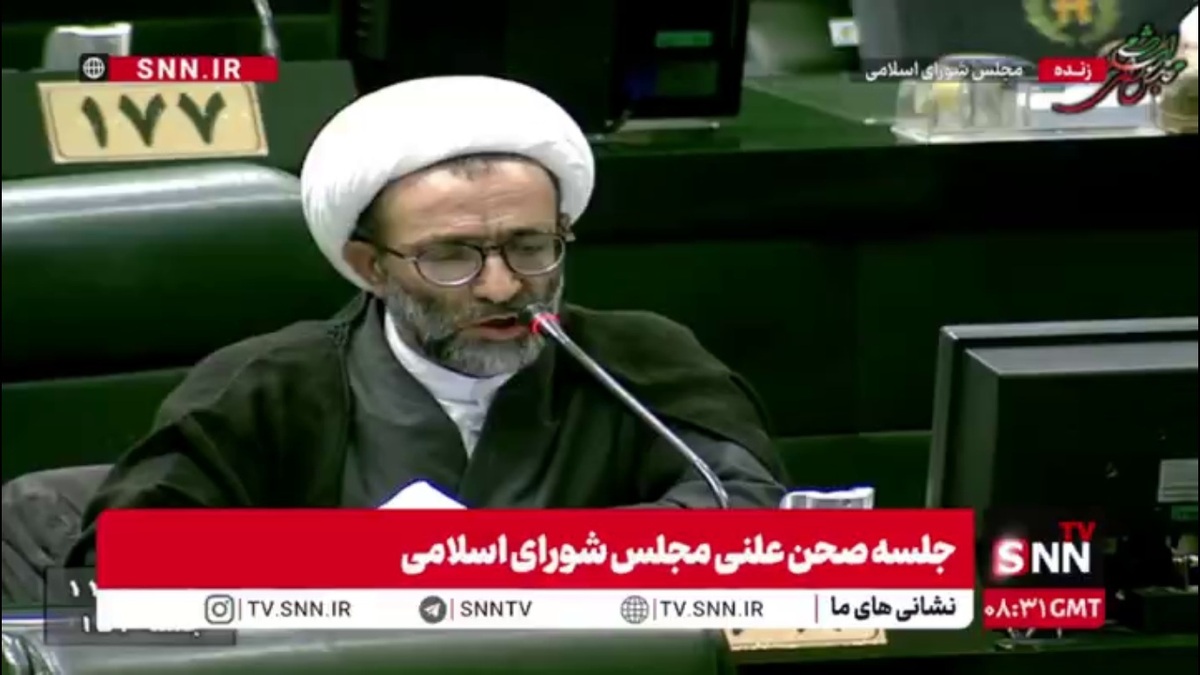 سلیمی: آقایانی که در دولت می&zwnj;گویند استیضاح به مصلحت نیست آیا دلار ۱۳۰ هزار تومانی و سکه ۱۴۰ میلیون تومانی به مصلحت است؟