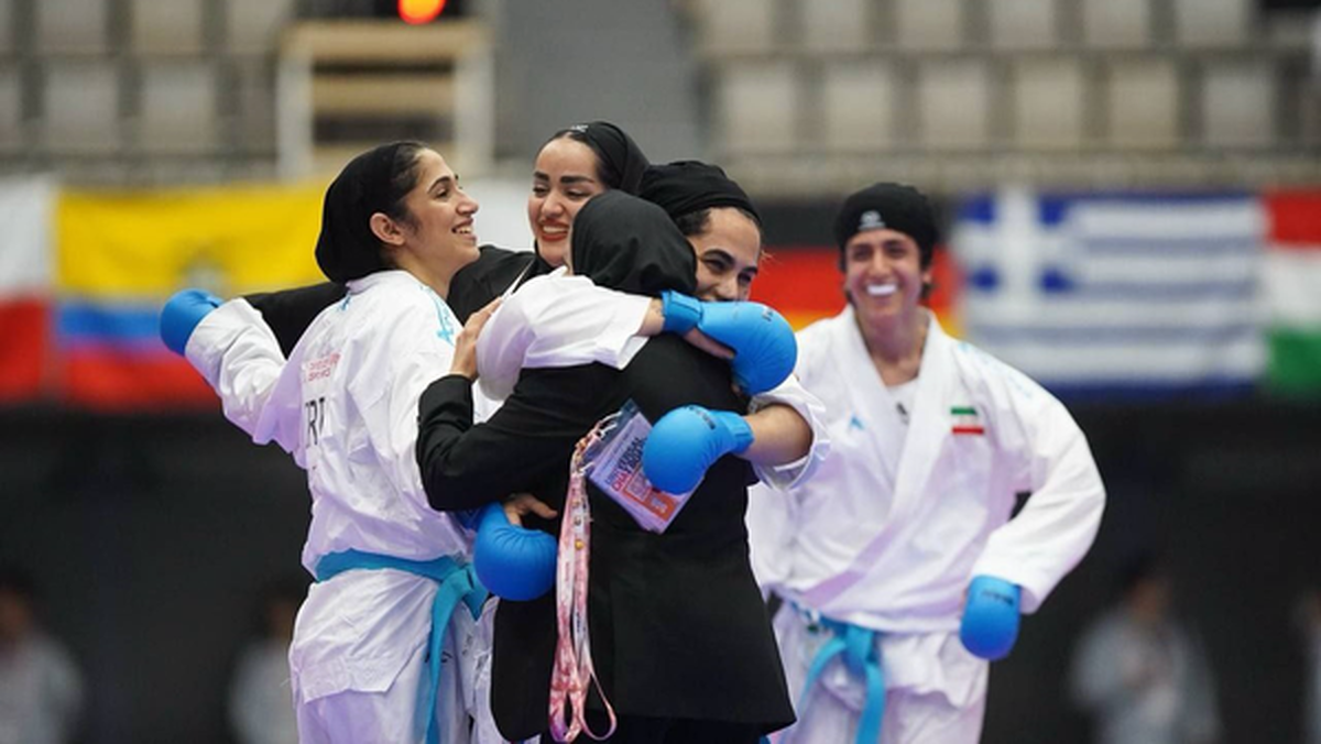 کومیته بانوان ایران طلایی شد