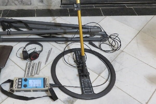 کلاهبرداری میلیاردی با فروش گنجیاب های قلابی/رویای پرهزینه حفارهای غیرمجاز