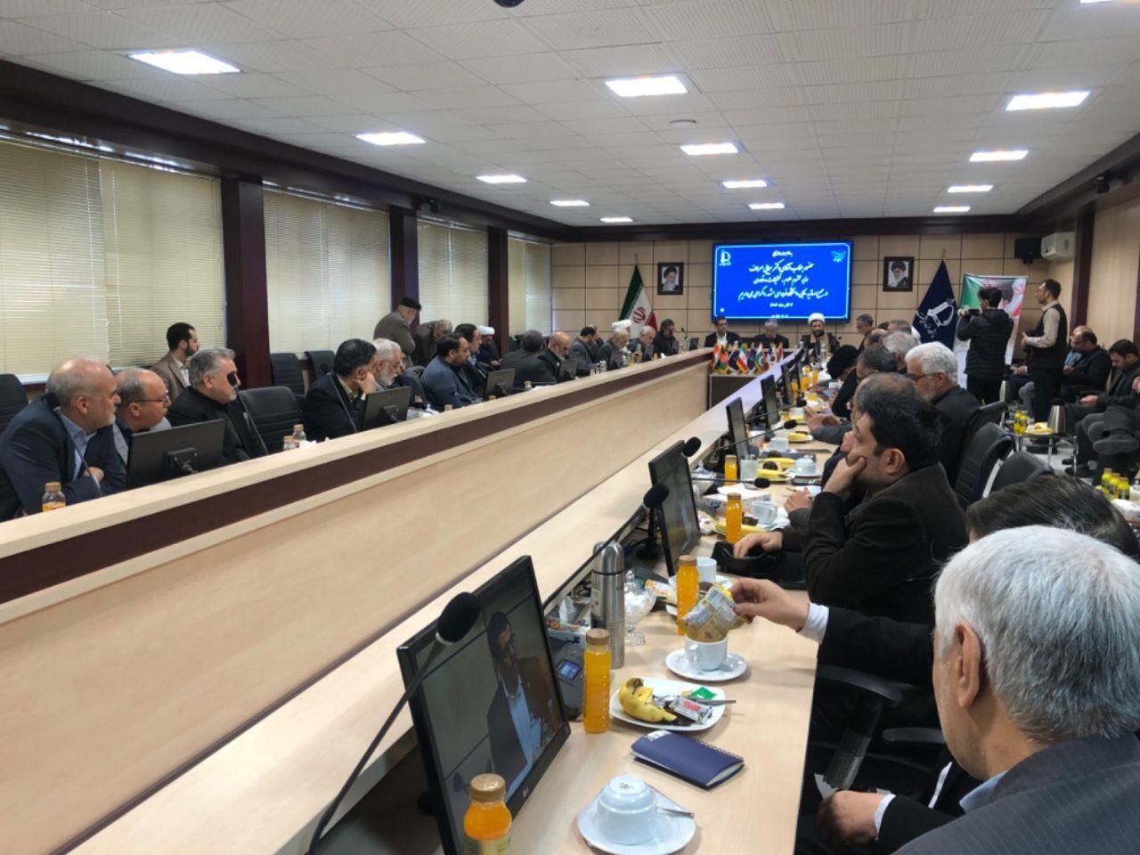 اقتدار نظامی و علمی، مهم‌ترین رکن پیروزی در برابر دشمنان