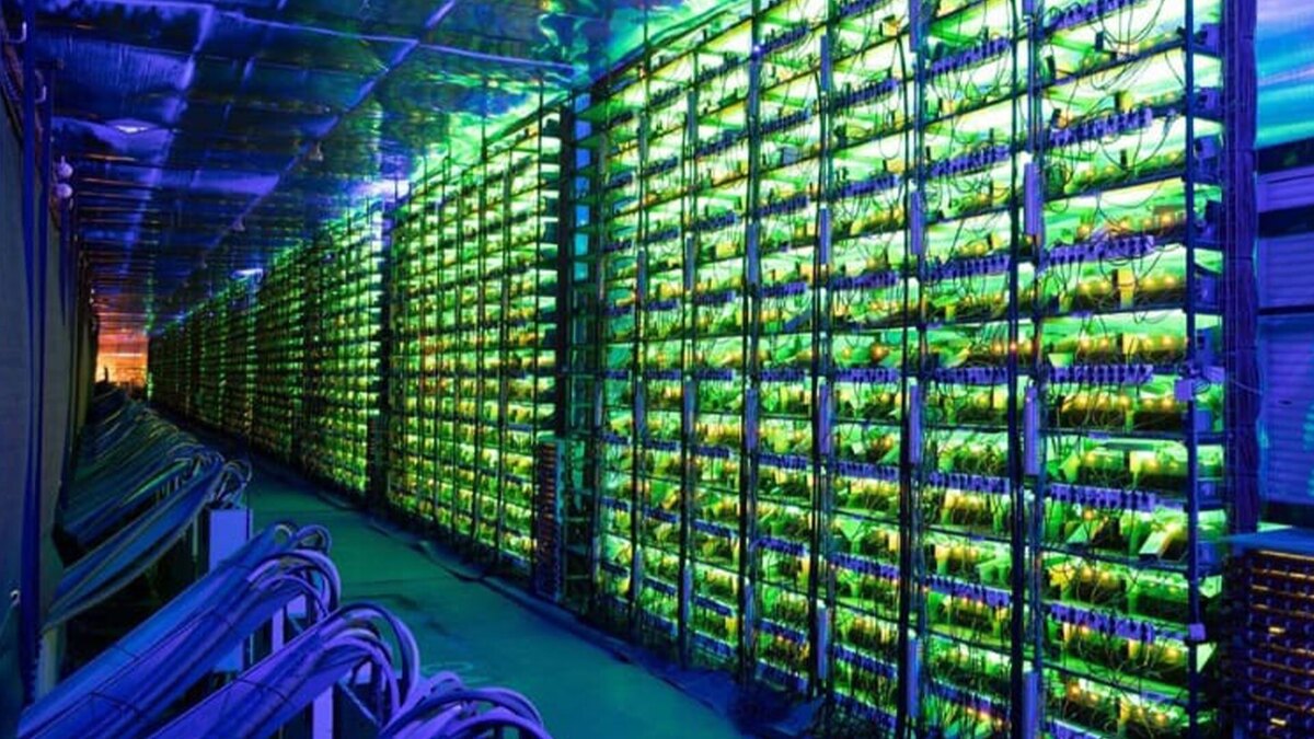 اریک ترامپ از تأسیسات استخراج بیت‌کوین 