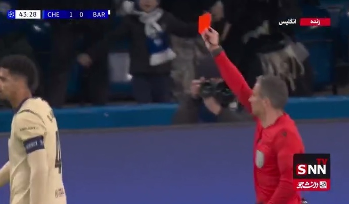 اخراج آرائوخو و ده نفره شدن بارسونا در دقیقه ۴۴ مسابقه / بارسلونا ۰- ۱ چلسی