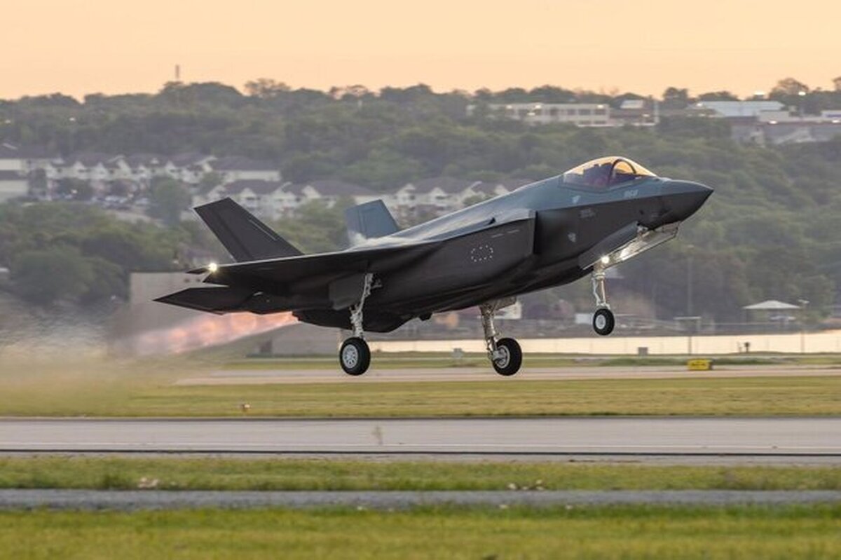 آکسیوس: آمریکا، اسرائیل را در جریان تحویل اف-۳۵ به عربستان گذاشته بود