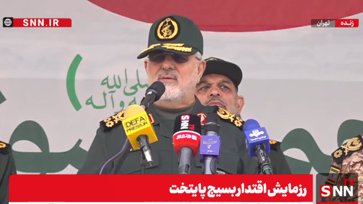 حضور سرلشکر پاکپور فرمانده سپاه پاسداران در رزمایش اقتدار بسیج پایتخت