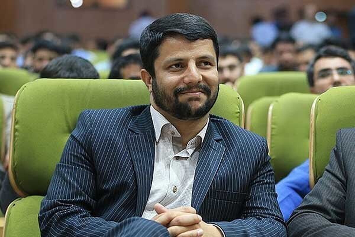 روایت رئیس سازمان بسیج دانشجویی درباره فرمان تاریخی امام برای تشکیل بسیج دانشجویی / اصلی ترین مسئله بسیج دانشجویی در دانشگاه مبارزه بین دانشگاه سطحی و جدی است + فیلم