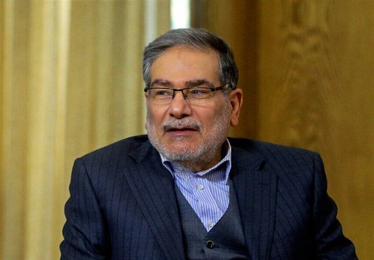 شمخانی: نیروی دریایی قدرتی است که معادلات را بازنویسی می‌کند