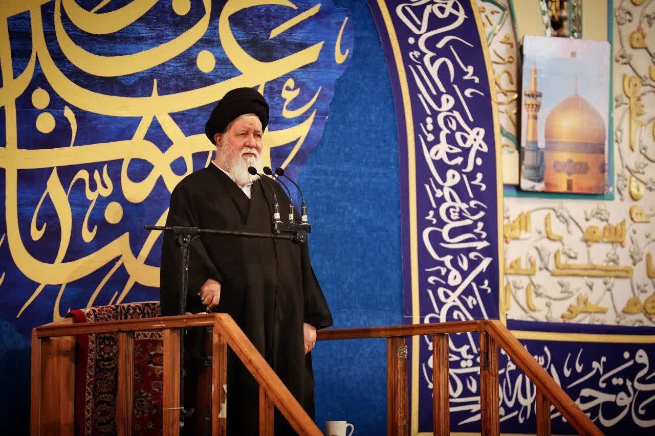 ایران زادگاه مقاومت است/ گسترش عقبه بسیج راهبرد اصلی مقابله با جنگ نرم دشمن