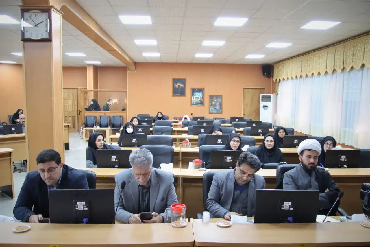 استاندار سمنان: برخی مدیران پاسخی برای تکالیف حوزه جوانی جمعیت ندارند / نام دستگاه های اهمال کار را اعلام کنید