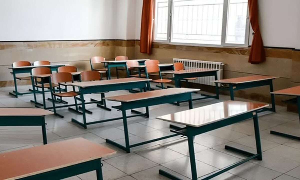 مدارس ابتدایی شهرهای صنعتی استان مرکزی غیرحضوری شد / تعطیلی کلاس درس در اراک، ساوه و شازند ۹ آذرماه