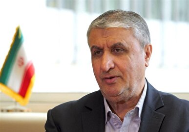 اسلامی: ایستادگی مردم در دفاع از وطن شکست ناپذیر است