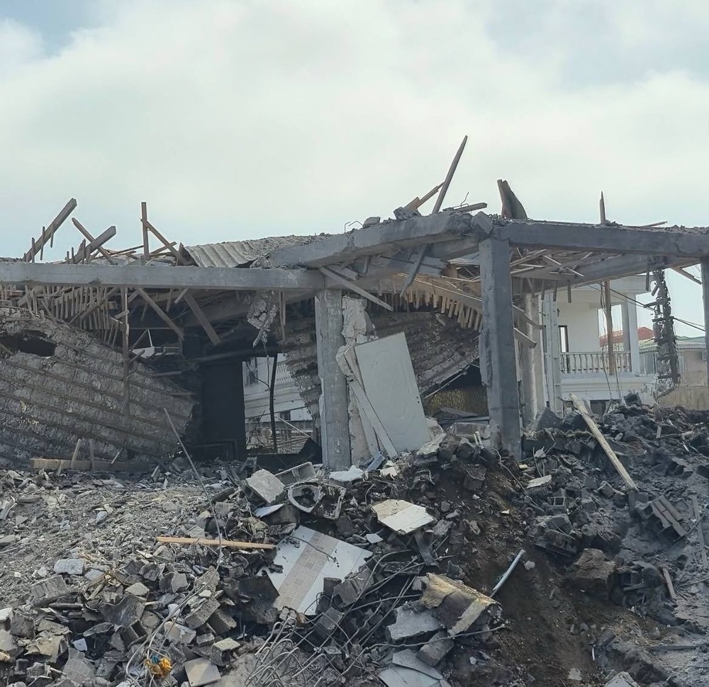 شلیک کینه به هفتسین گیلان/ شهادت ۲ تن در پی جنایت موشکی آمریکا و صهیونیسم در بافت مسکونی بندر کیاشهر +فیلم و تصاویر/منتشر نشود شلیک کینه به هفتسین گیلان/ شهادت ۲ تن در پی جنایت موشکی آمریکا و صهیونیسم در بافت مسکونی بندر کیاشهر +فیلم و تصاویر/منتشر نشود