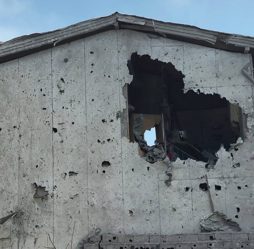 شلیک کینه به هفتسین گیلان/ شهادت ۲ تن در پی جنایت موشکی آمریکا و صهیونیسم در بافت مسکونی بندر کیاشهر +فیلم و تصاویر/منتشر نشود شلیک کینه به هفتسین گیلان/ شهادت ۲ تن در پی جنایت موشکی آمریکا و صهیونیسم در بافت مسکونی بندر کیاشهر +فیلم و تصاویر/منتشر نشود