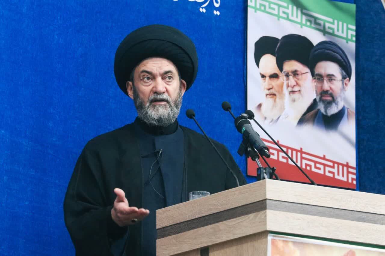 انتقاد امام جمعه اردبیل از عدم اتحاد کشور&zwnj;های اسلامی