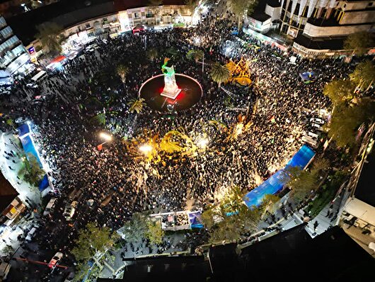 تداوم قرارهای شبانه گرگانی‌ها در سنگر خیابان / مشت‌های گره شده خسته نمی شوند