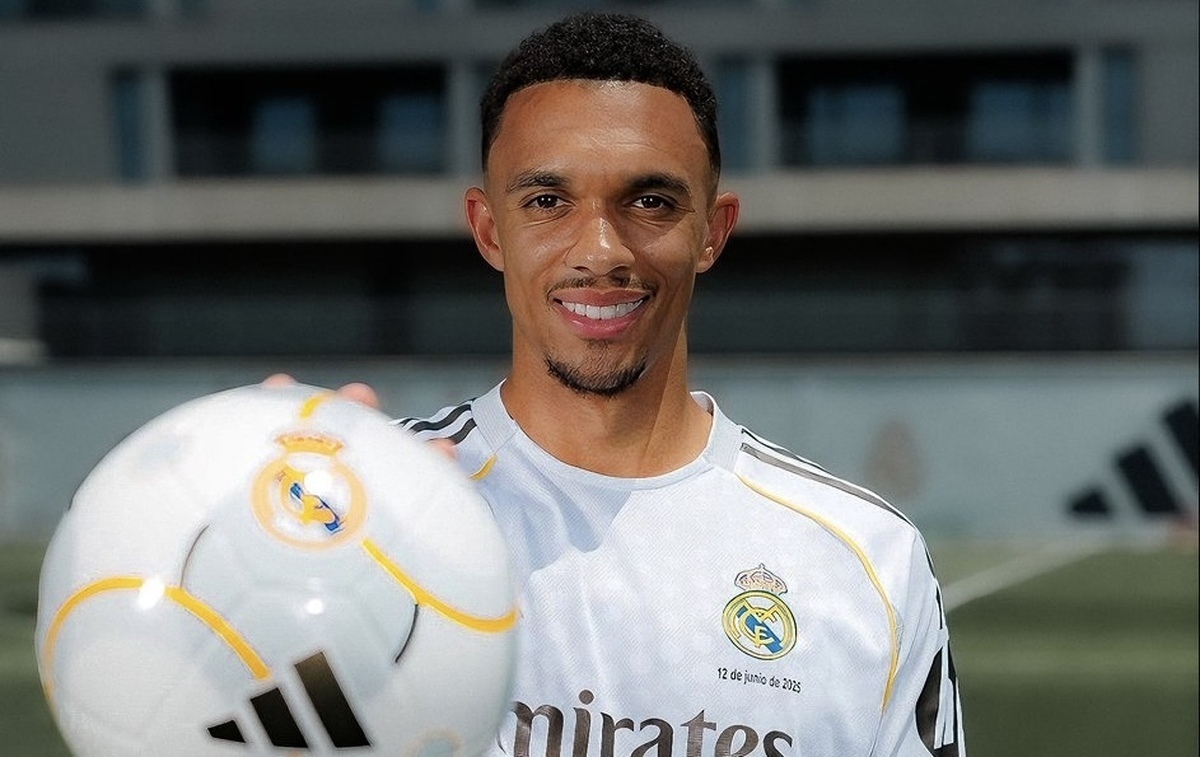 حمایت دیوید بکام از آرنولد:اگر تصمیم گیرنده بودم، او را به جام جهانی می&zwnj;بردم