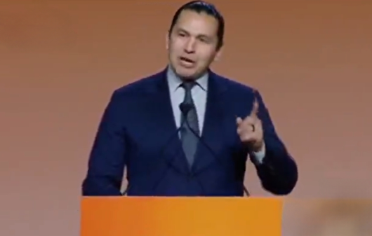 فرزندان آمریکا نباید در جنگ اپستین کشته شوند