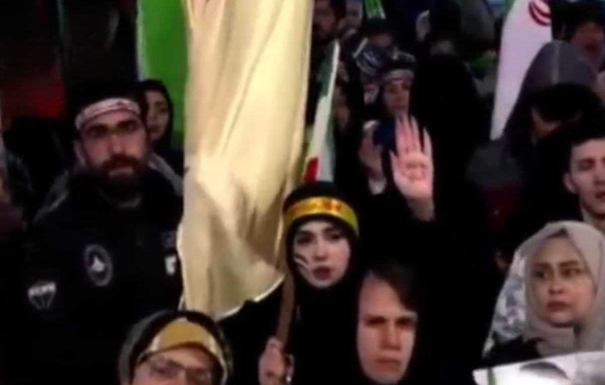 میدان‌داری مردم ارومیه در سی‌امین روز و حمایت از نیرو‌های مسلح