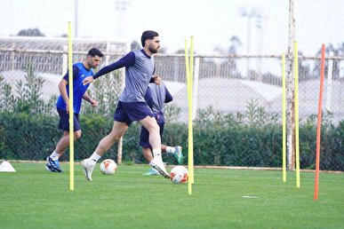 برگزاری آخرین تمرین تیم ملی فوتبال ایران پیش از مصاف با کاستاریکا / «ایران» با پیراهن قرمز رودرروی کاستاریکا