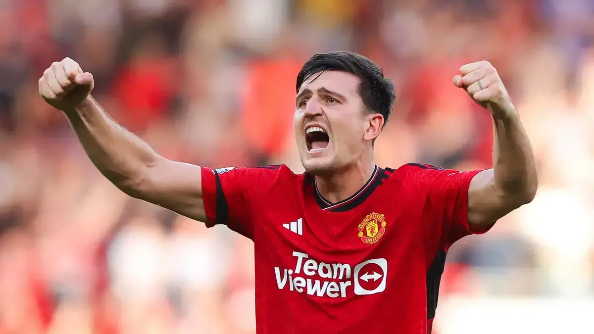 هری مگوایر در منچستریونایتد ماندنی شد