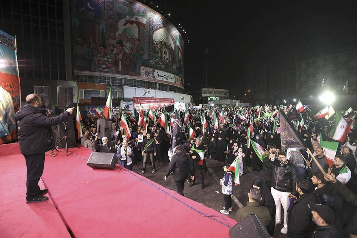 موج همبستگی شبانه در تهران؛ از میدان&zwnj;ها تا محله&zwnj;ها، مردم پای کار ایران ایستاده&zwnj;اند