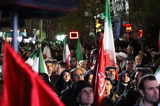 حضور پرصلابت مردم دامغان در خیابان+ فیلم