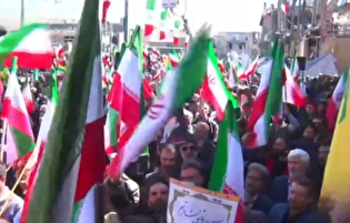 اجتماع عظیم مردمی در مقابل حسینیه اعظم زنجان