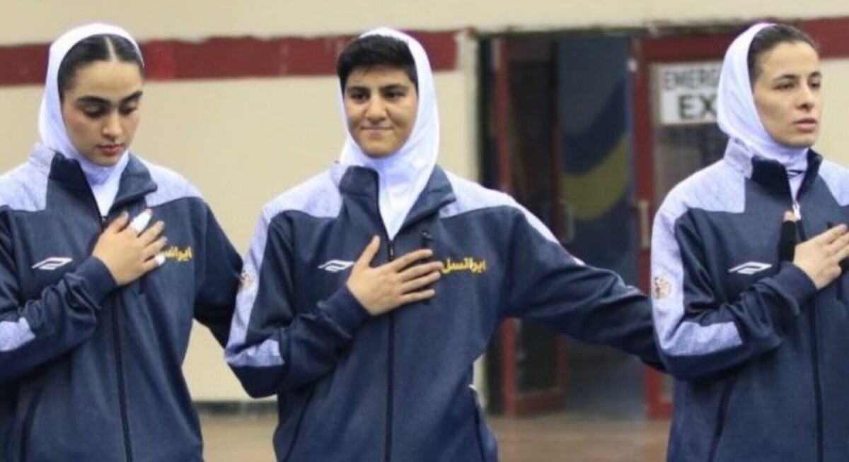 ملی‌پوش هندبال بانوان: این جنایت‌ها علیه زندگی مردم است/دشمن نمی‌تواند اراده پولادین دختران و پسران این مرز و بوم را درهم بشکند