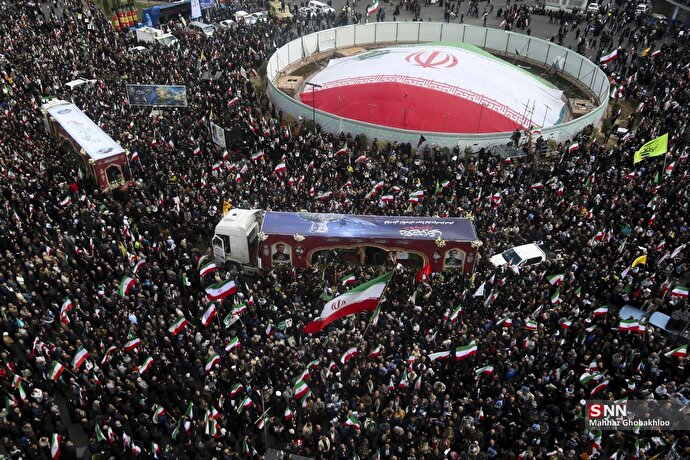 تشییع پیکر مطهر سردار شهید علیرضا تنگسیری در تهران (۱)