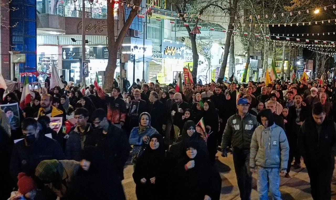 هر شب شلوغ تر از شب قبل/ بجنورد پا پس نمیکشد + فیلم