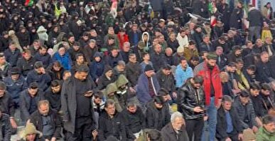 طنینِ «اَلعَجَل» در قلبِ پایتخت؛ وقتی میدان انقلاب، محرابِ حماسه‌ی یک ملت می‌شود + فیلم