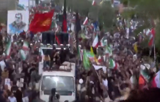 شور یزله در تشییع شهید تنگسیری؛ آبادان پر از عشق و ارادت