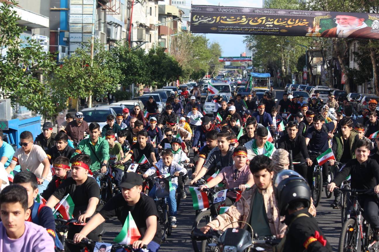 میدان&zwnj;داری به سبک نوجوانان گیلان/رکاب&zwnj;هایی که از حرکت نمی&zwnj;ایستند+تصاویر