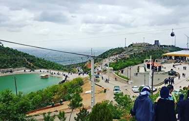 تهاجم هوایی دشمن جنایتکار آمریکایی-صهیونی به نقطه‌ای در تفرجگاه عینالی تبریز