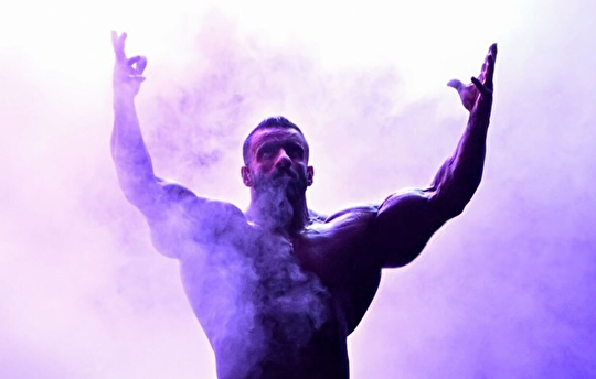 خودتان را به پول هیچ کشوری نفروشید