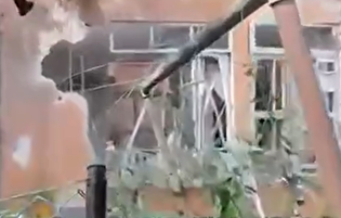 تصاویری از محل برخورد ترکش‌های موشک ایران در رامات گان