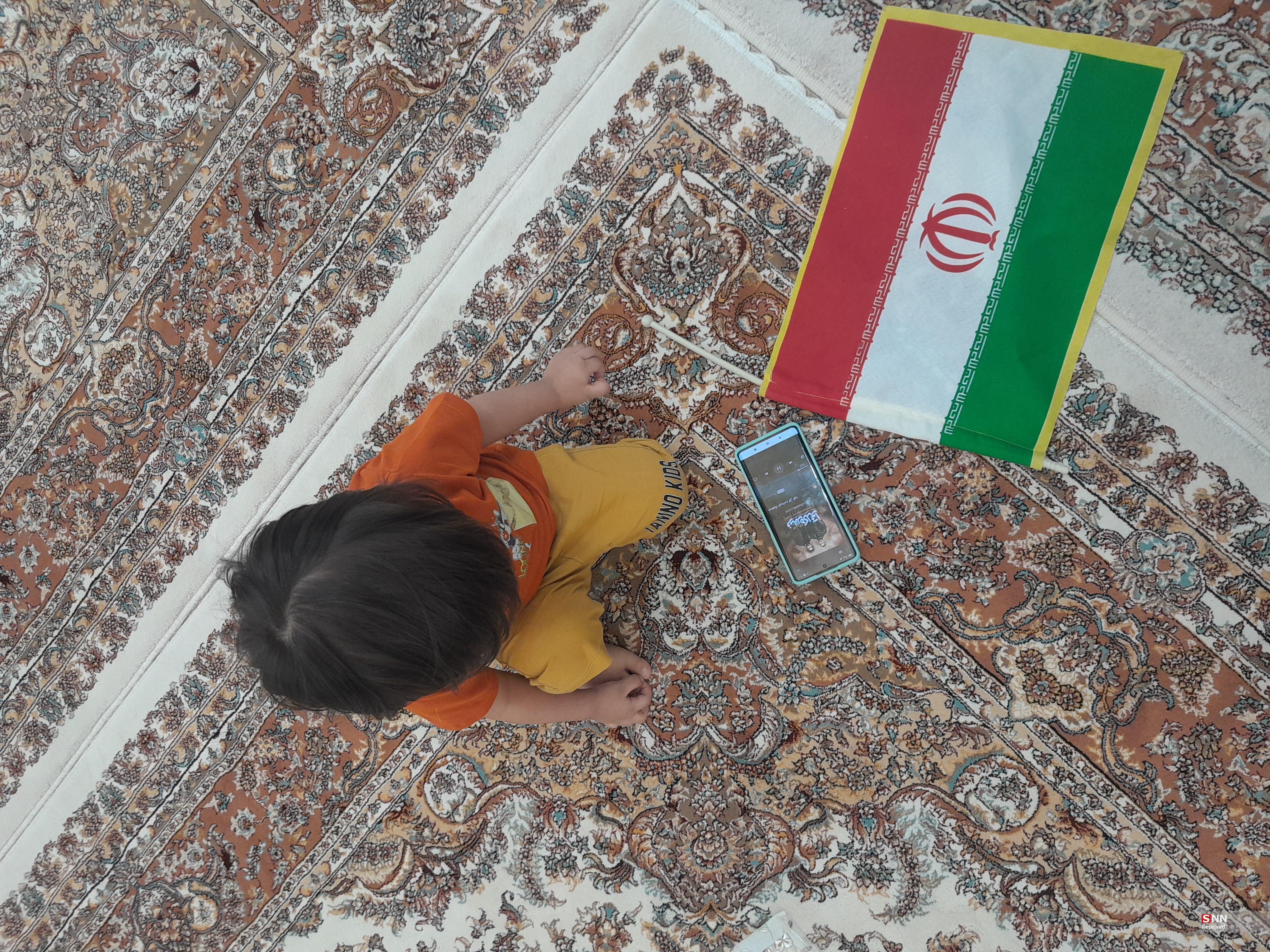 گزارشی میدانی از چند خانه که این روزها &laquo;فرهنگ&raquo; را تبدیل به سپر آرامش کرده&zwnj;اند