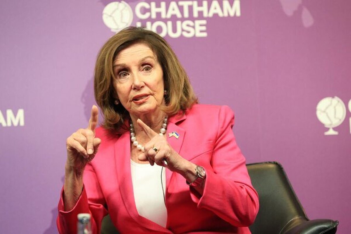 پلوسی: تهدید ترامپ درباره خروج از ناتو کوته‌بینانه است