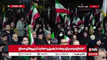 مردم پایتخت همچنان پای کار انقلاب در میدان «ونک»