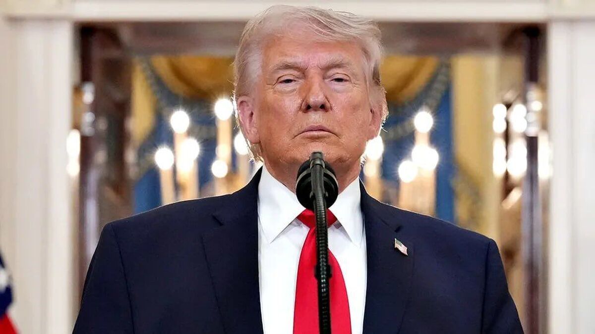 رویترز: کابینه ترامپ در پی فشار جنگ با ایران دستخوش تغییر می&zwnj;شود