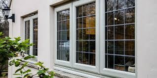 تداوم خدمات&zwnj;رسانی به مناطق آسیب&zwnj;دیده کرج/ نصب شیشه و پنجره منازل در اولویت