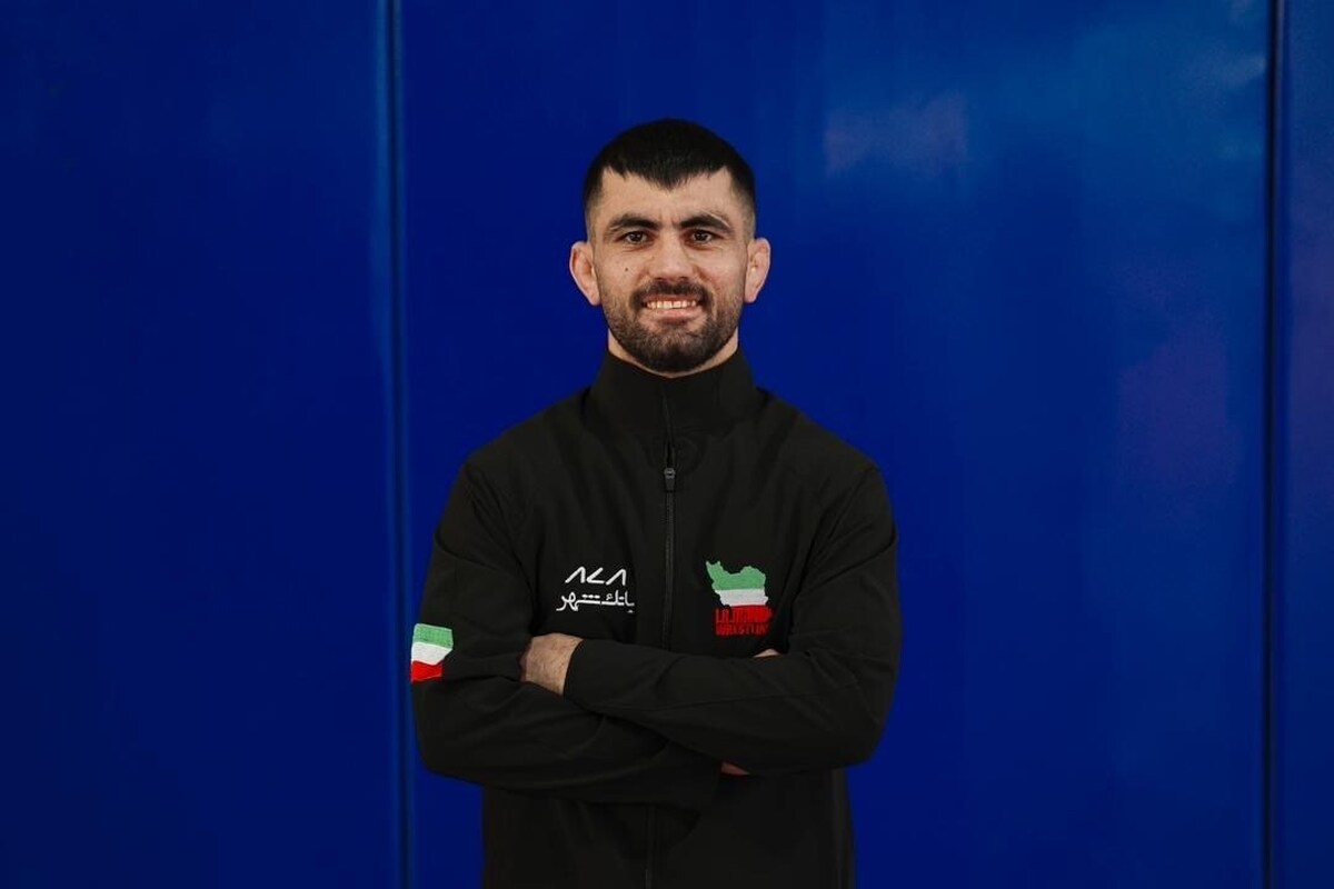 پیروزی حسینوند پناهی در دیدار نخست وزن ۵۵ کیلوگرم