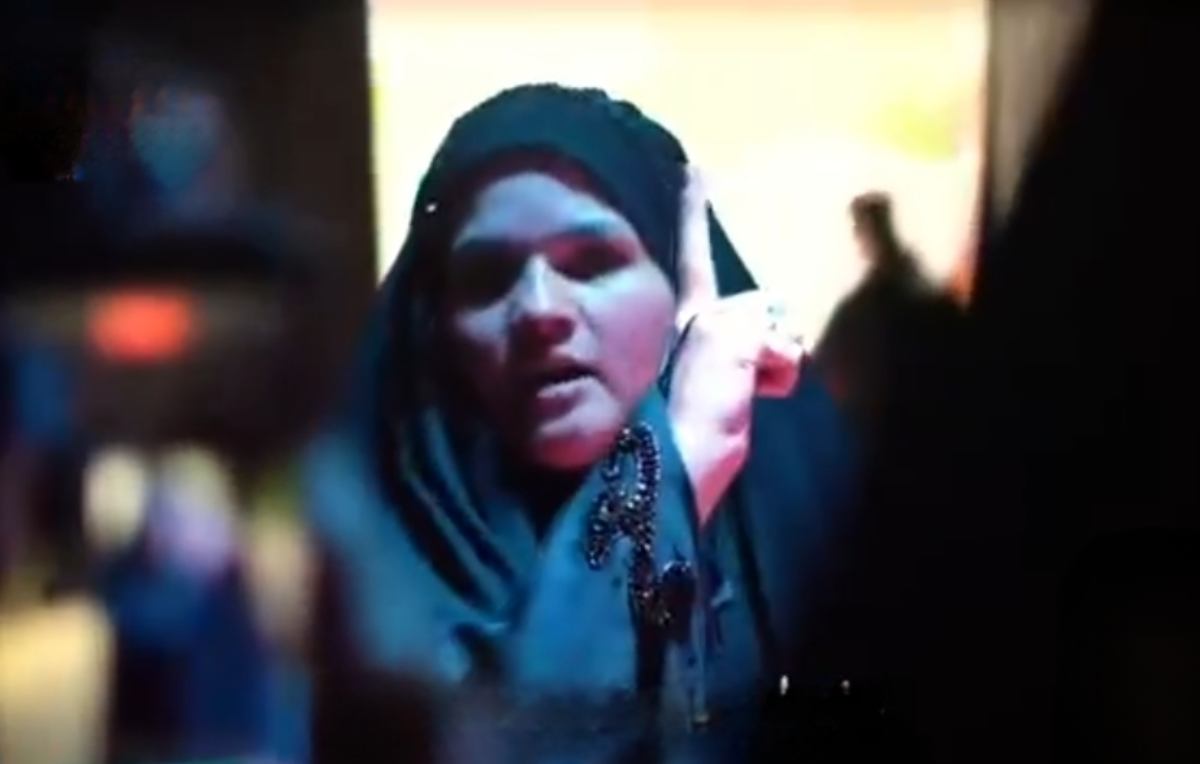 من برای مادر شهید شدن هنوز خیلی جوانم!