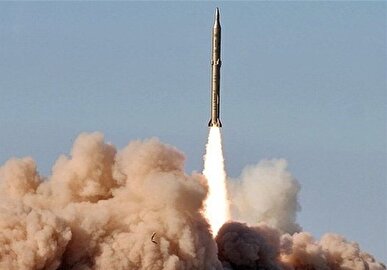 شلیک موشک صورتی در موج جدید حملات سپاه پاسداران + عکس و فیلم