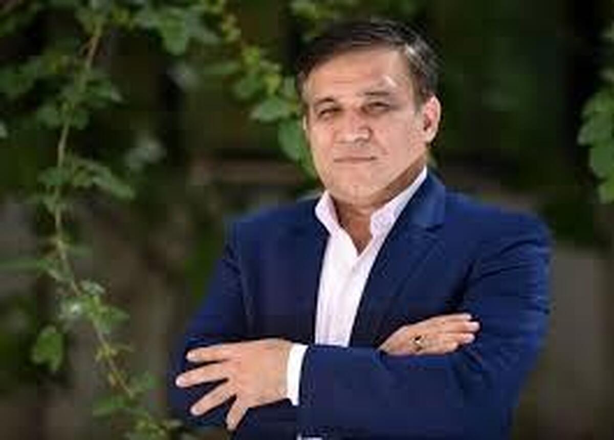 تاجرنیا،:یا ادامه کامل لیگ یا اعلام قهرمانی استقلال