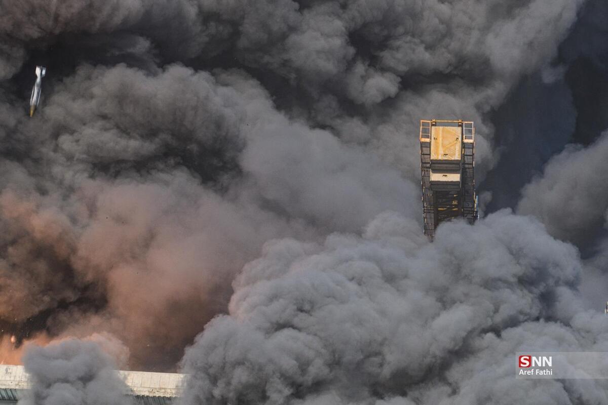 حمله هوایی به ریل راه آهن در کرج/ امدادگران هلال احمر درحال امدادرسانی به هموطنان آسیب دیده + فیلم