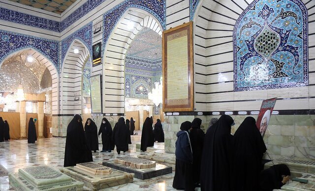 جزئیات مراسم چهلم رهبر شهید انقلاب در حرم حضرت معصومه(س)